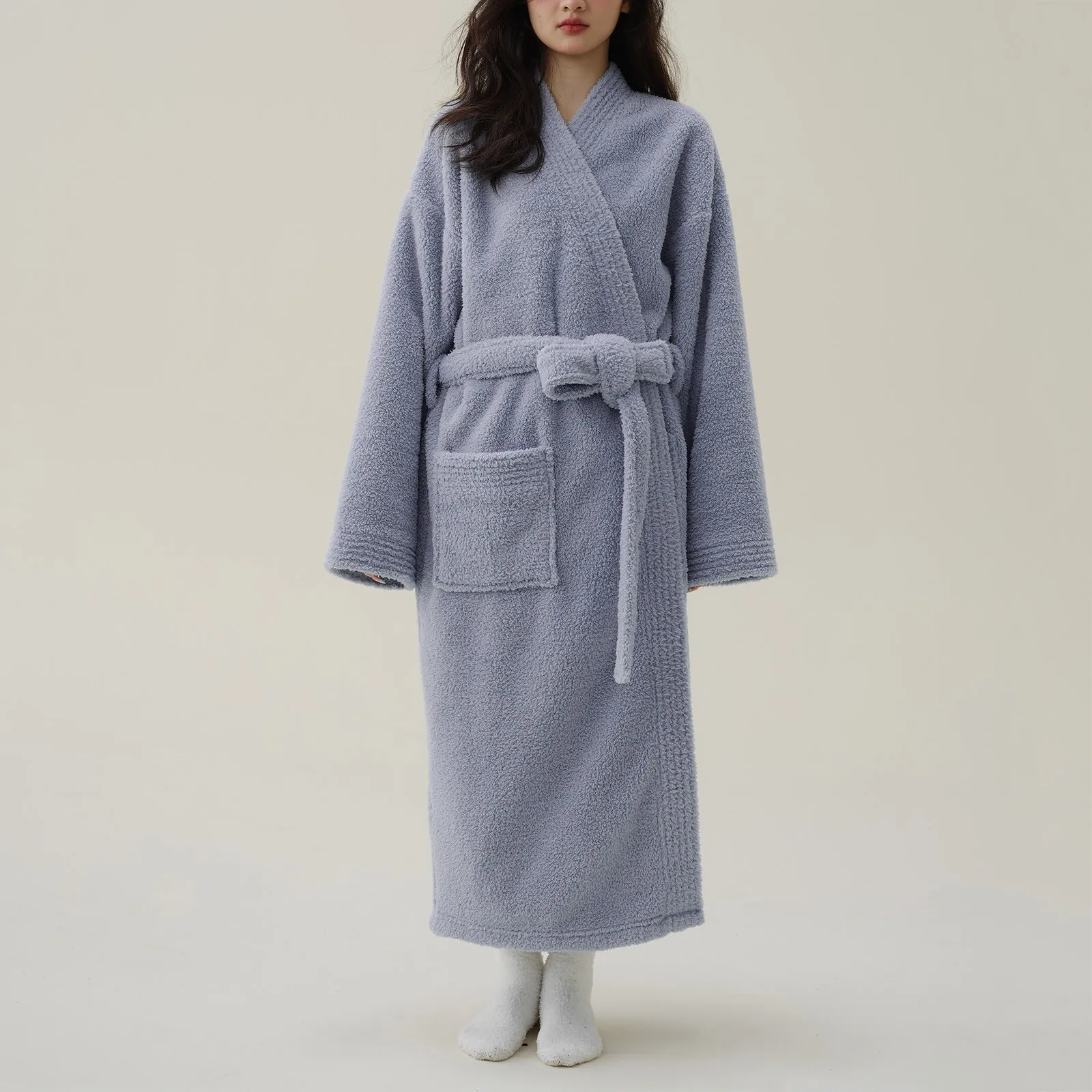 Women\'s Fleece Plush Kimono Robe Pajamas Lengthened Thick Fashion Winter Flannel Bathrobe Comfortable And Thick Sleepwear Robe