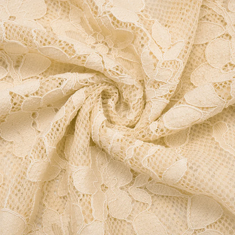 Sukienka maxi z koronką, sznurowana, z siateczki, patchworkowa, damska, elegancka, seksowna, z dekoltem typu slash neck, odkryte ramiona, bez pleców, obcisła, na imprezę klubową, długa szata.