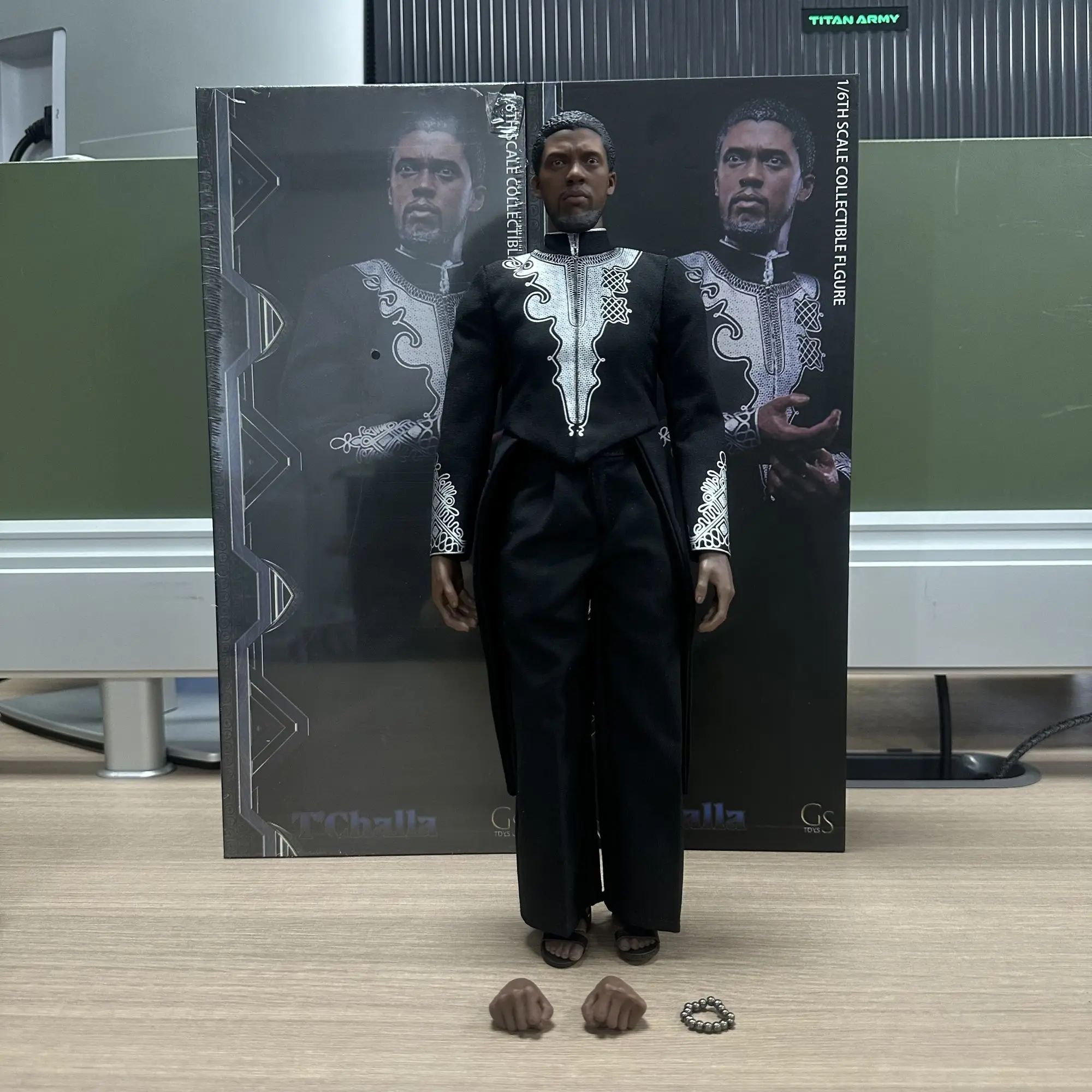 

In Stock Black Panther 1/6 Anime Figure King Wakanda Action Figure Model GK Collectible Boxed Ornament Figurines Festival Gift