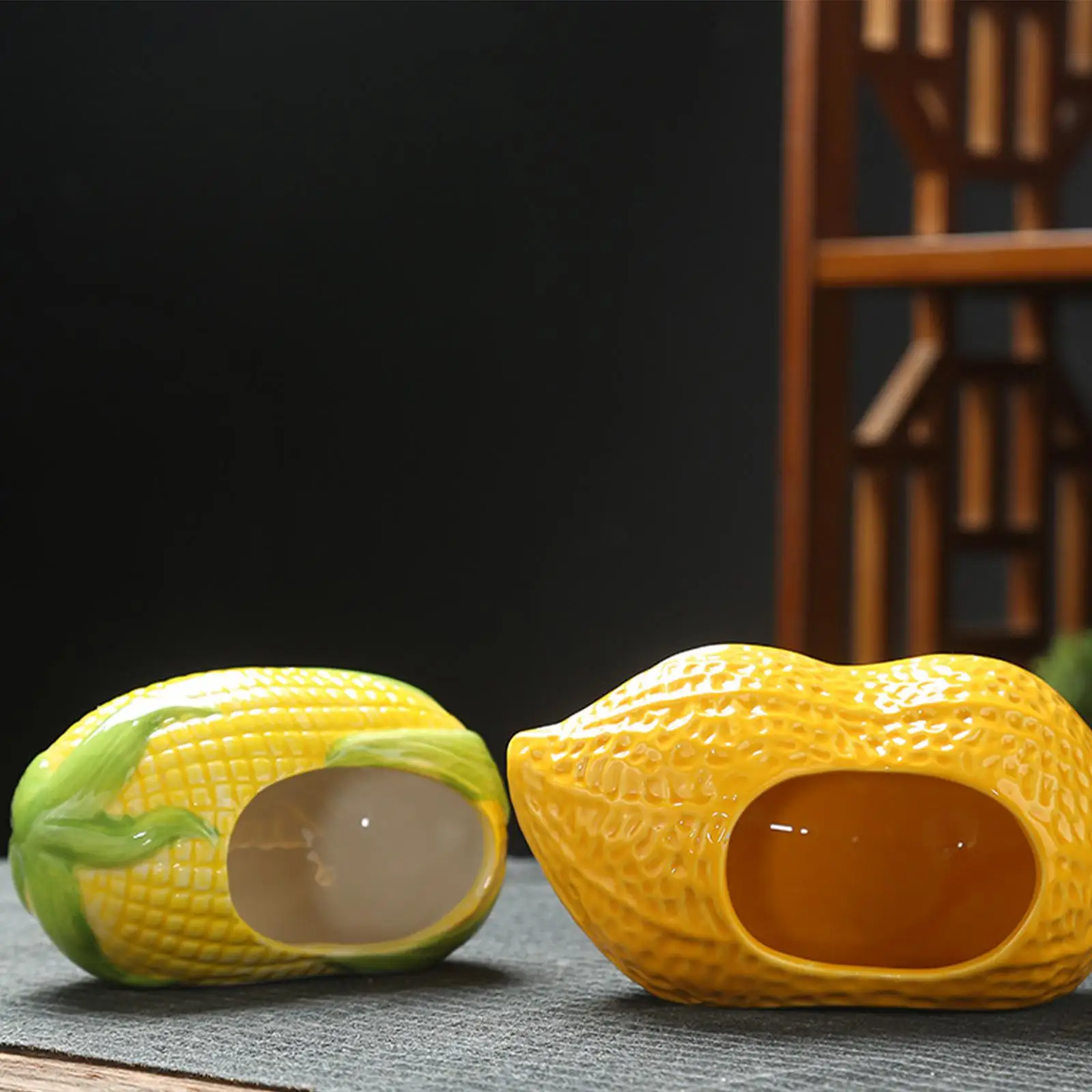 Cute Corn Peanut Ceramic Hamster Igloo Summer Cooling Small Animal Nest Mall Pet Warm in Winter Cool in Summer Home Decoration