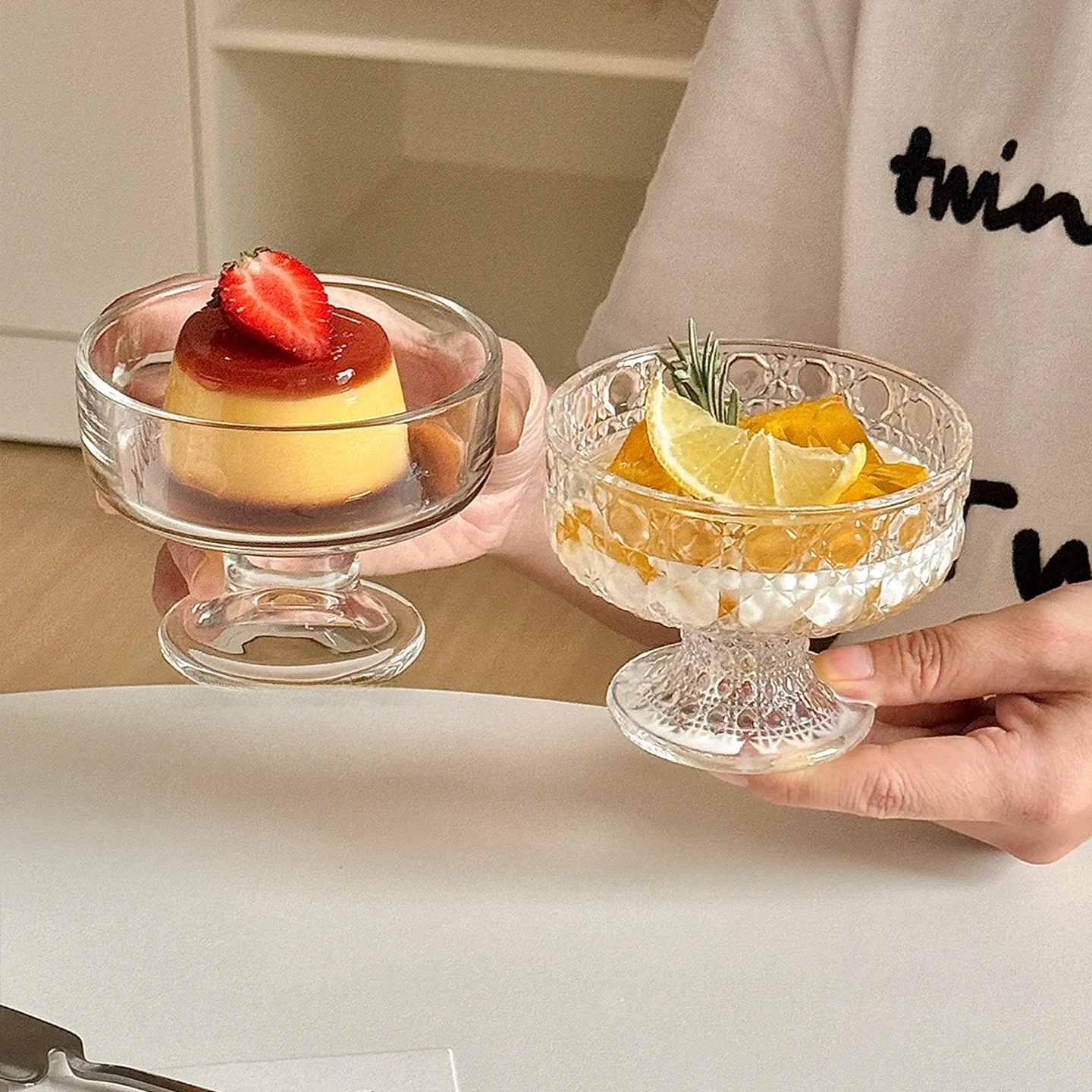 High Foot Glass Ice Cream Cup Round Nordic Style Creative Transparent Design Milk Fruit Yoghurt Bowl Cup Drinkware Home Applies