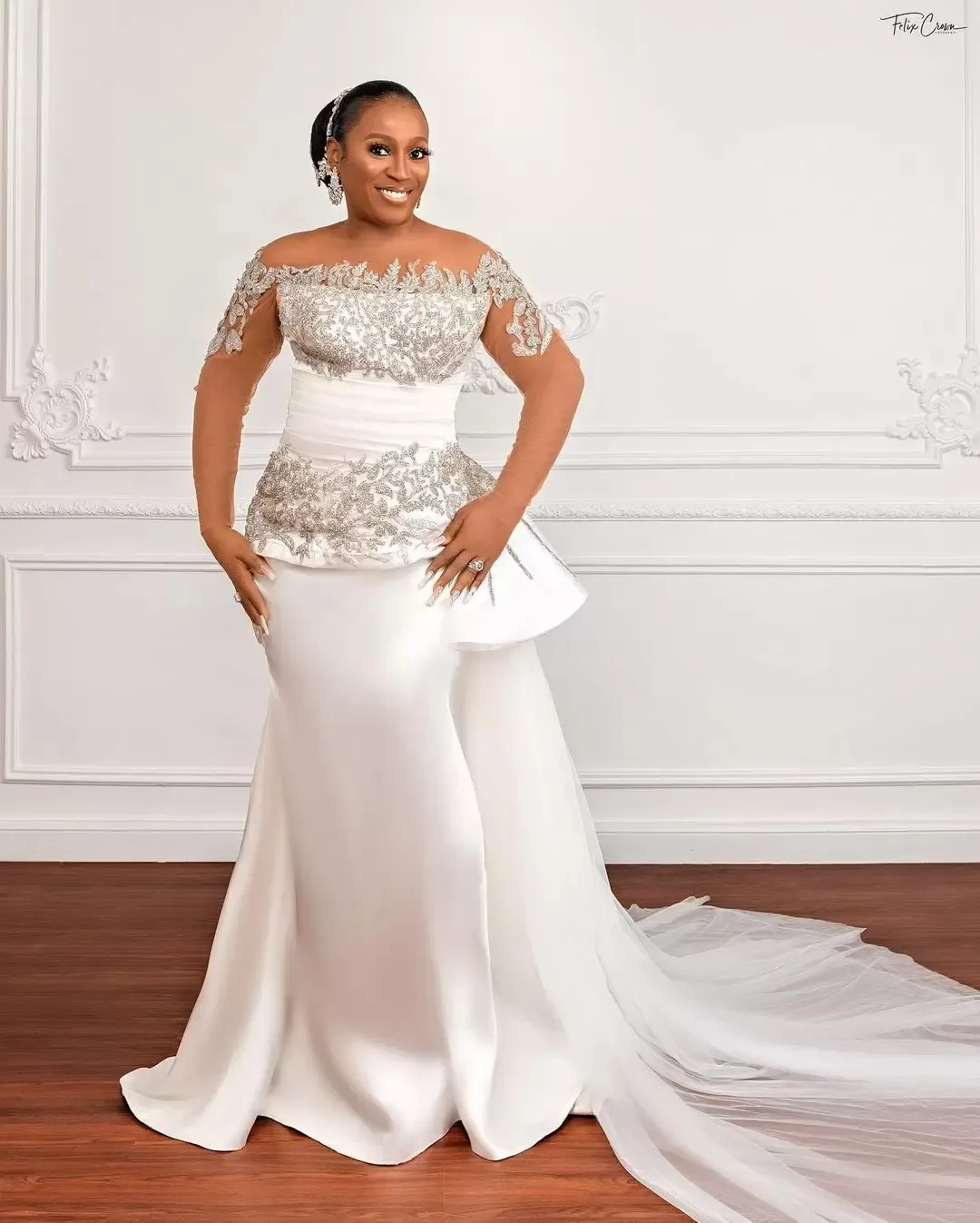 

Элегантное свадебное платье-русалка с кружевными аппликациями, без бретелек, без рукавов, с открытыми плечами, больших размеров