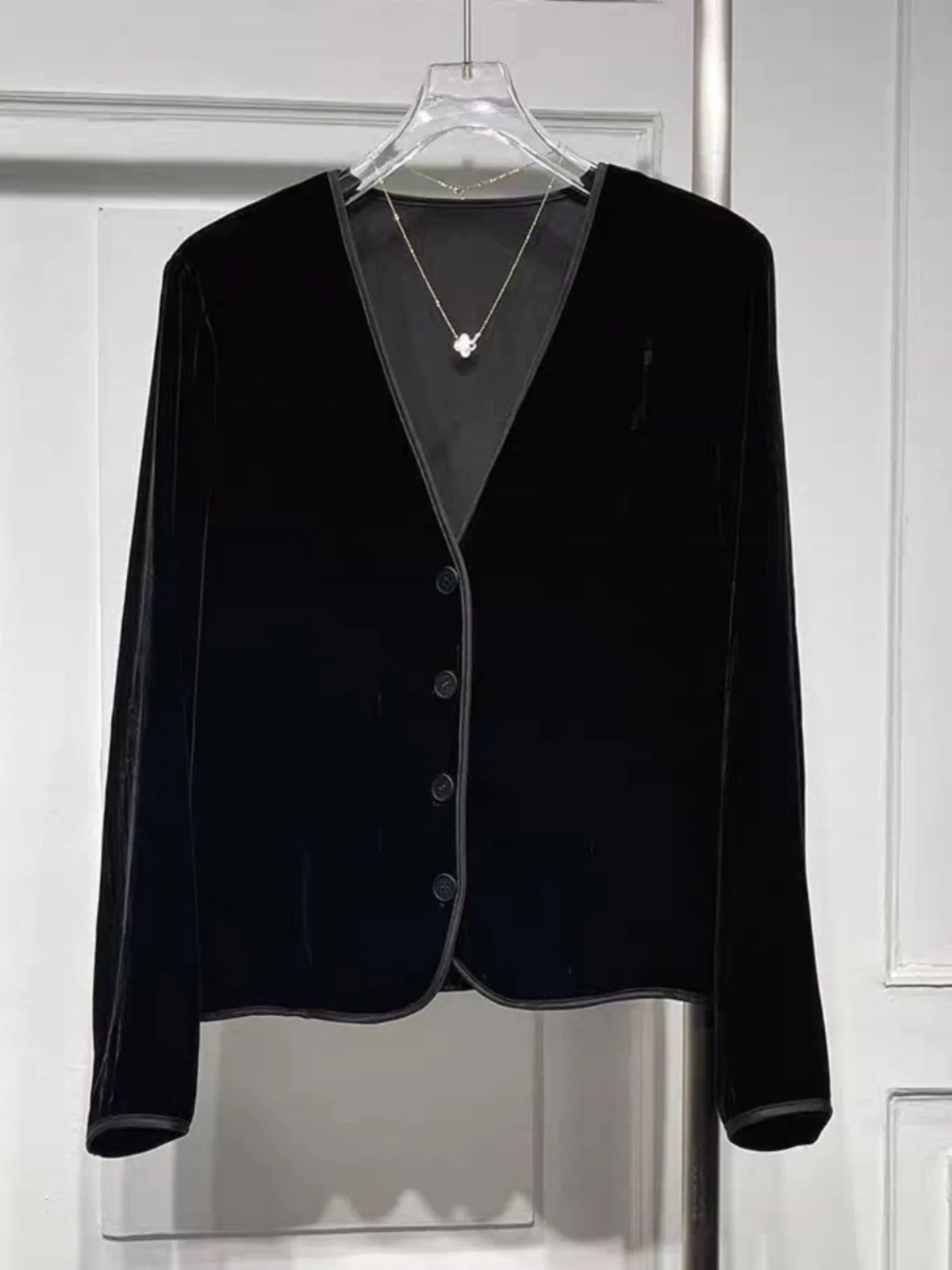 Retro Velvet Open Cardigan Women's Loose Slimming High-End Versatile Commuting Top Trendy Outerwear Fall New Style