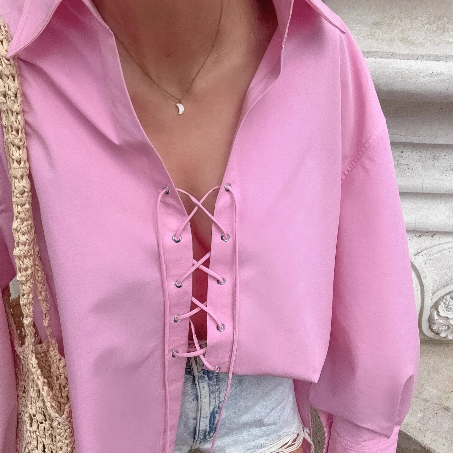 

2026 Spring/Autumn New Women's Versatile Collar Shirt with Rope and Strap Design, Long Sleeve Shirt in Pink