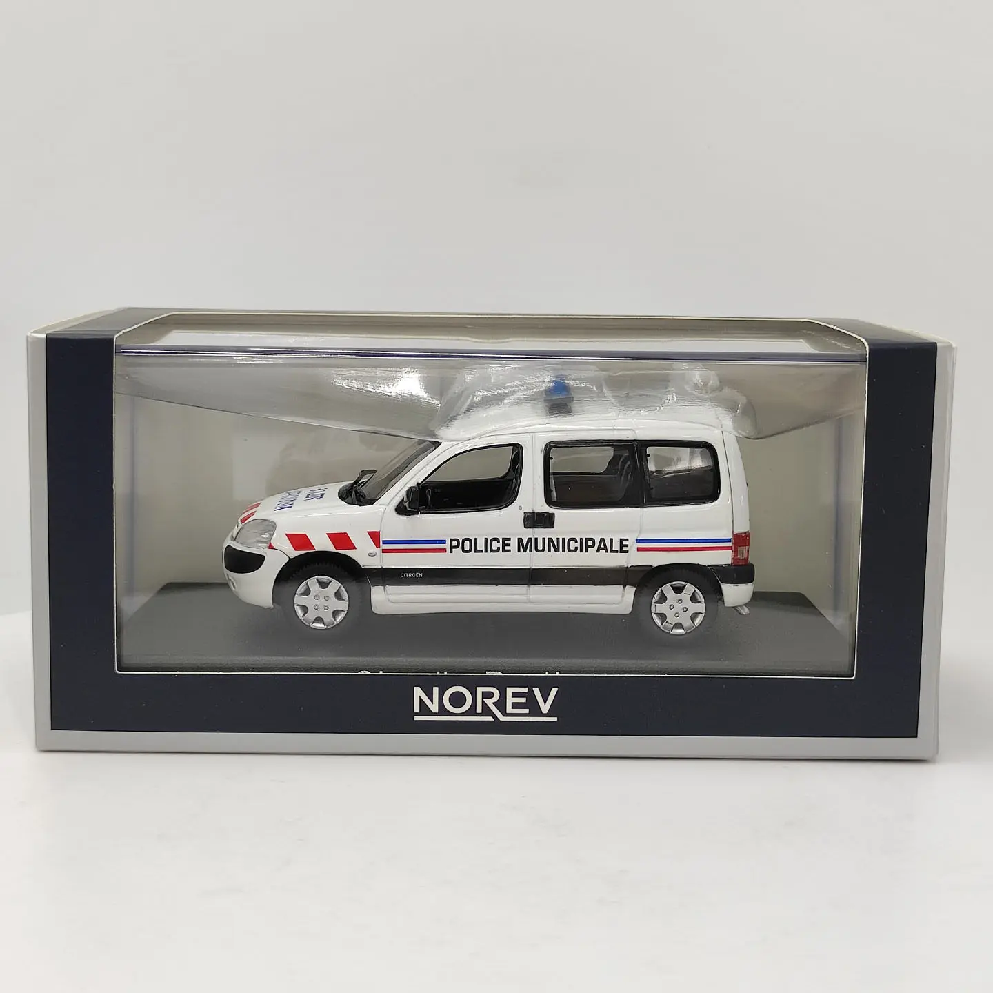 NOREV 1:43 Escala Miniatura em Liga Metálica Citroen Berlingo 2004 Carro de Polícia de Brinquedo Modelo Clássico Nostálgico Presente Adulto Lembrança Exibição Estática