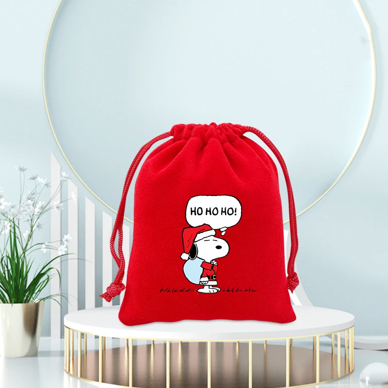 

Snoopy Bundle Pocket Large Capacity Drawstring Tote Bag Christmas Party Decoration Candy Storage Bag Children's Christmas Gifts
