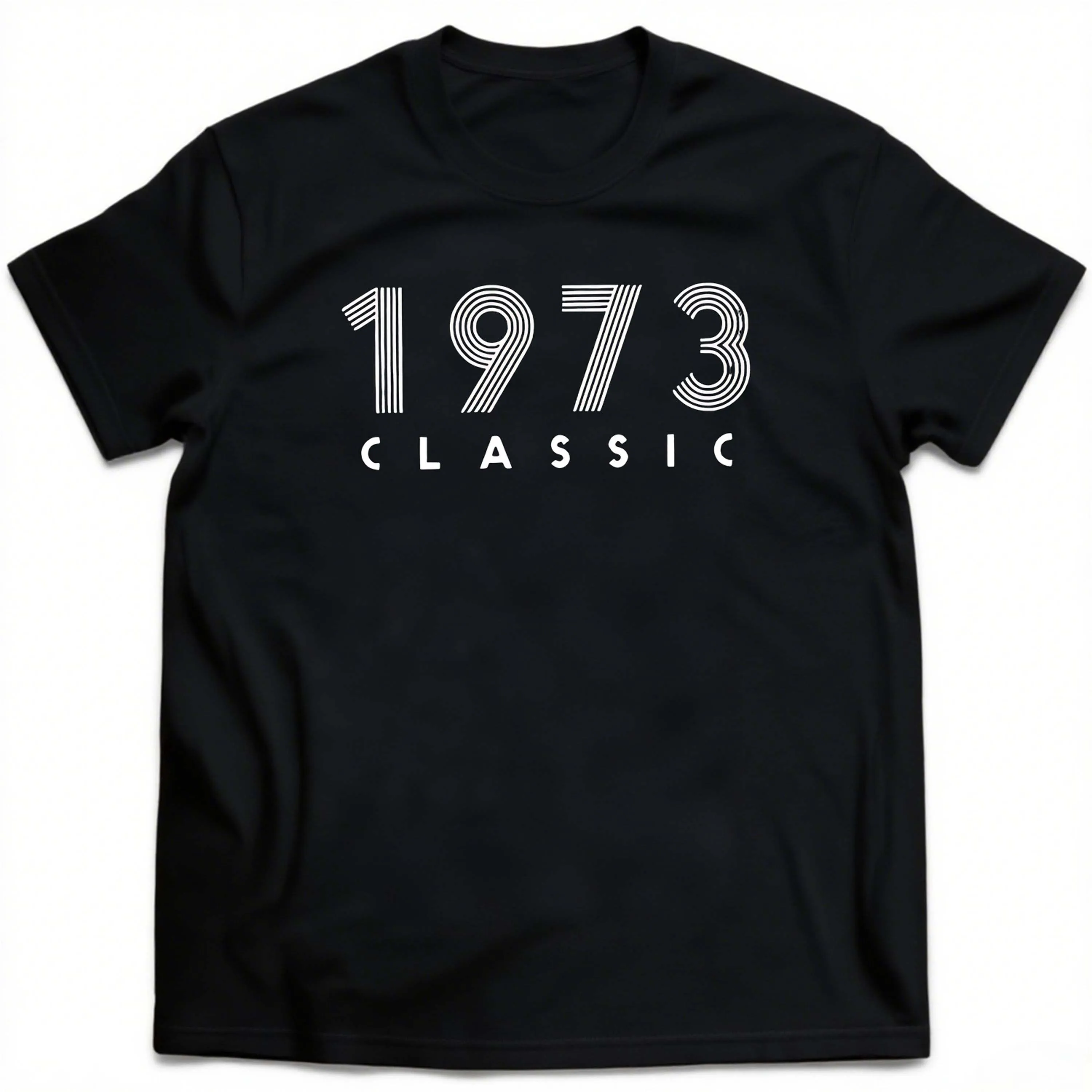 Koszulka męska z krótkim rękawem Plus Size 1973 Classic Black, odpowiednia do noszenia na co dzień na świeżym powietrzu w lecie.