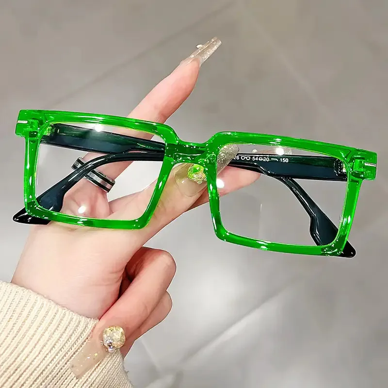 Neutral simple rectangular anti-blue glasses - lightweight metal frame computer goggles, suitable for office, street photography fashion props and digital screens, modern glasses design, gradual change of color lenses, durable glasses view 6