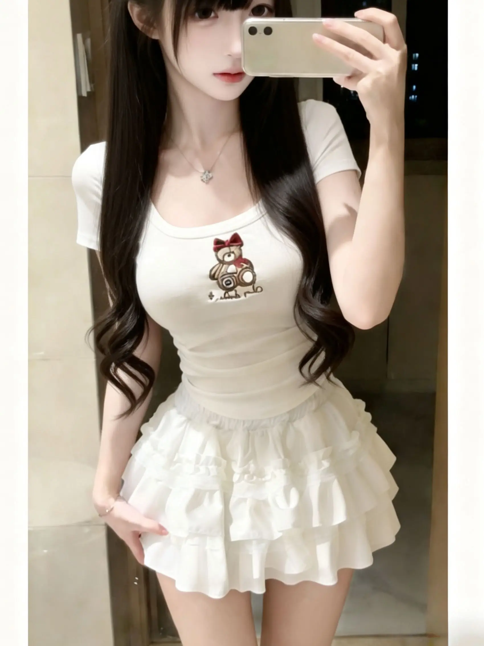 

Комплект Pure Desire: футболка с коротким рукавом в стиле Spicy Girl, пышная юбка-кейк и модный ансамбль с принтом медведя для милых сестер