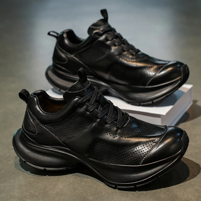 2024 New Retro Versatile Men's Casual Board Shoes with Thick Soles Durable Lightweight Comfortable Personalized Lace Up Sneakers