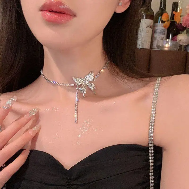 2023 New Fashion Trend Unique Design Exquisite Light Luxury Zircon Round Earrings For Women Jewelry Wedding Party Premium Gifts