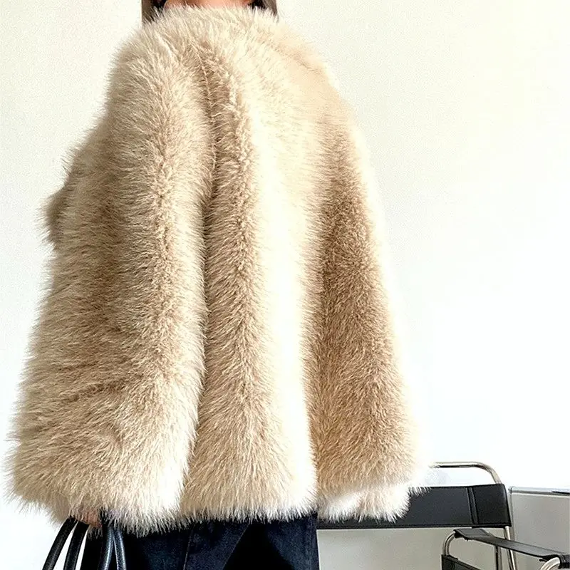 2025 Autumn Winter New Lapel Imitation fox fur Jacket For women Fashion Short Thicken Environmentally friendly Loose Warm Coats
