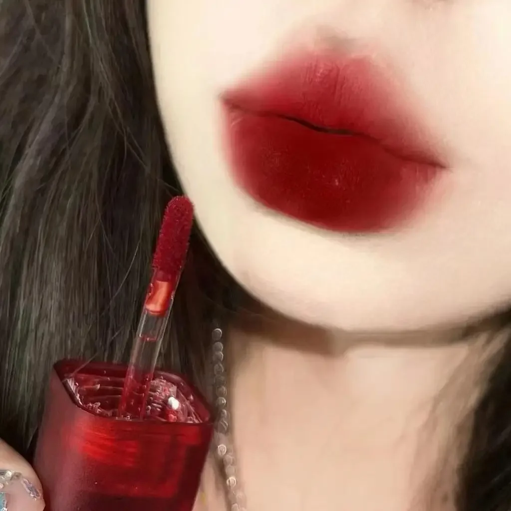 Rouge à lèvres rouge foncé imperméable mat nu brillant à lèvres mat baume à lèvres longue durée brillant à lèvres femmes débutant facile à appliquer maquillage