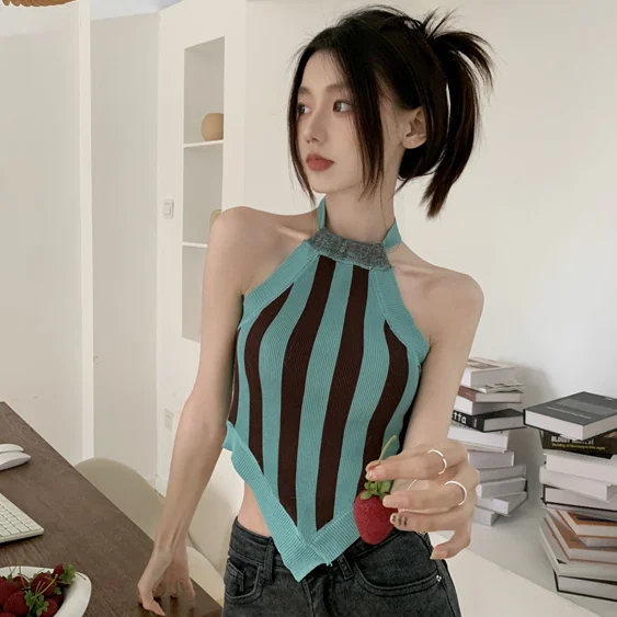 Sleeveless Striped Neck Vest Is Irregular Retro Design Slim Sexy Knitting All-Match Korean Style Summer Neck-Mounted Hot New