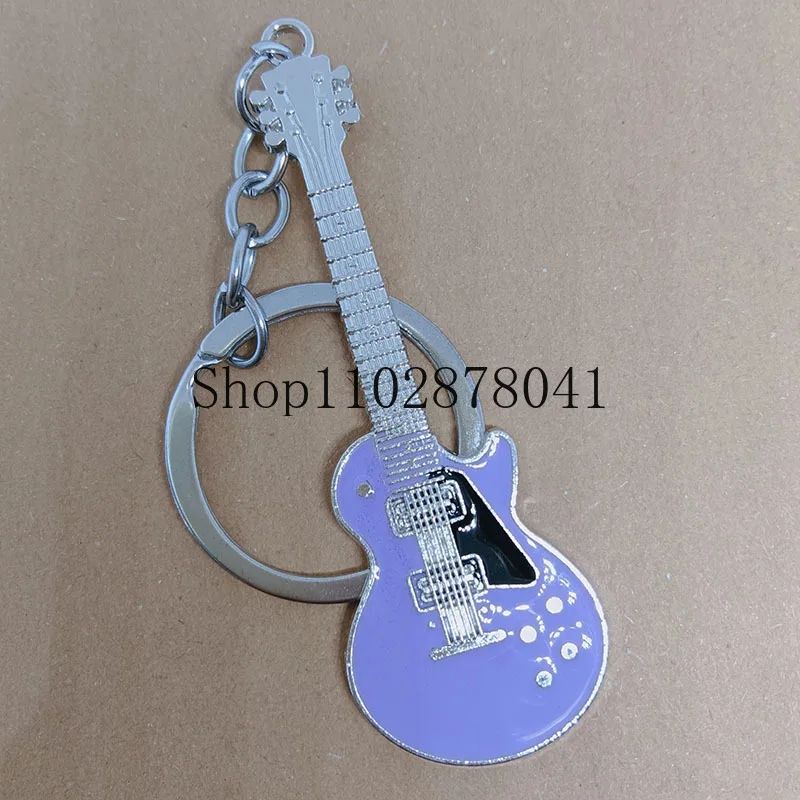 Hot Selling Fashion Jewelry Zinc Alloy Pendant Keychain Color Guitar Exquisite Classic Gift