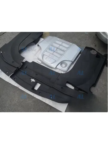Подходит для двигателя LX570 2007-2015 годов, версия с верхней крышкой бака для воды.