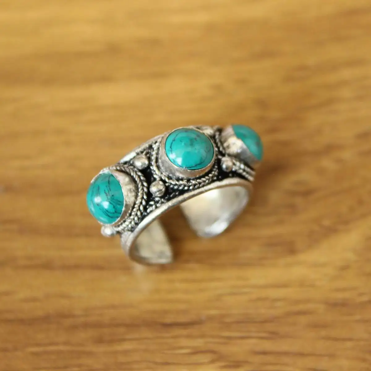 RG358 Tibetan Silver Metal Inlaid Three Turquoises Stone Beads Open Back Adjustable Ring