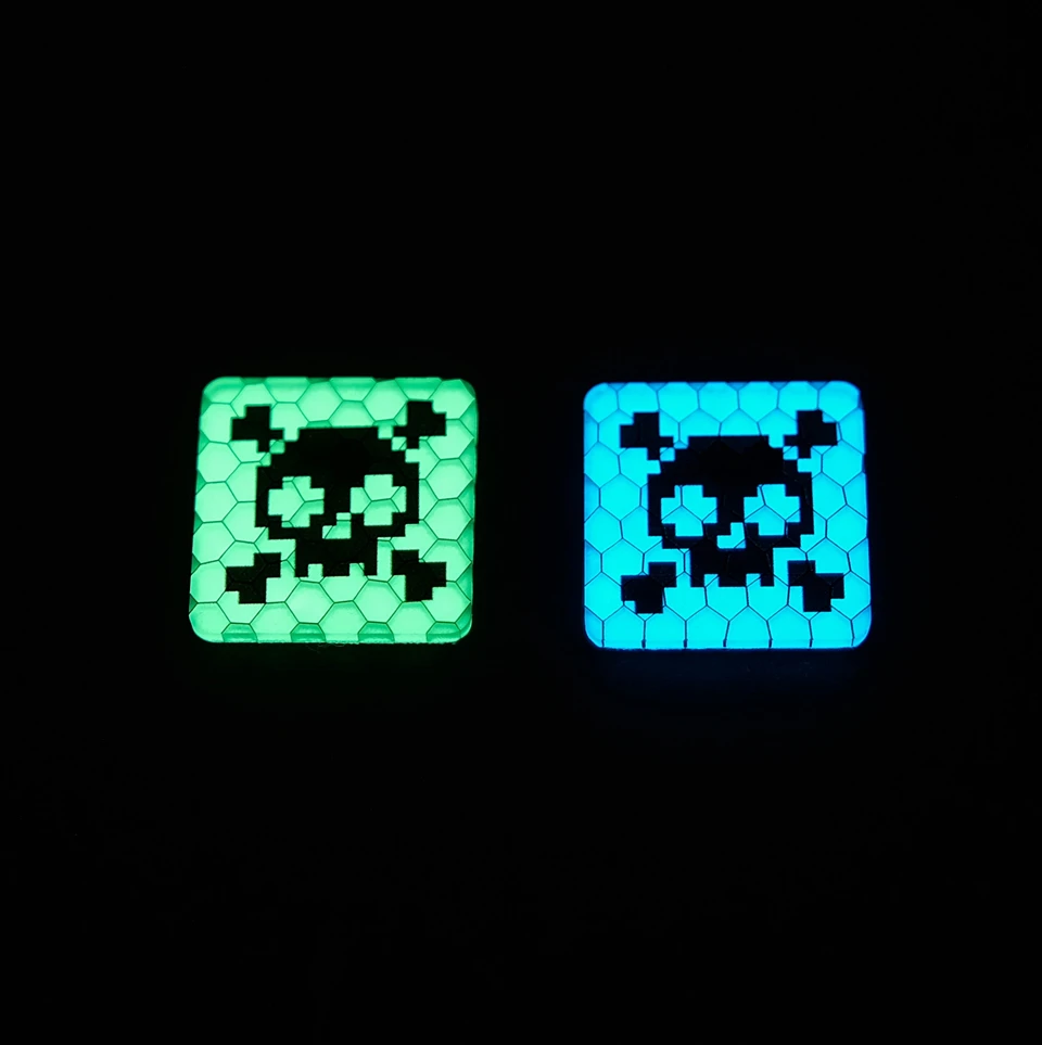 Luminous Resin Patch for Clothing and Bag Decorative Lattice Skeleton Square Metal Grille Skull Mini 1 \