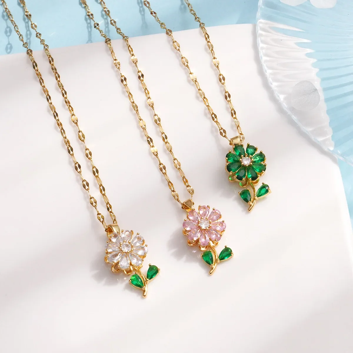 Fashion Rotating Colorful Zircon Flower Pendant Necklace for Women: My Real Experience Wearing It Daily