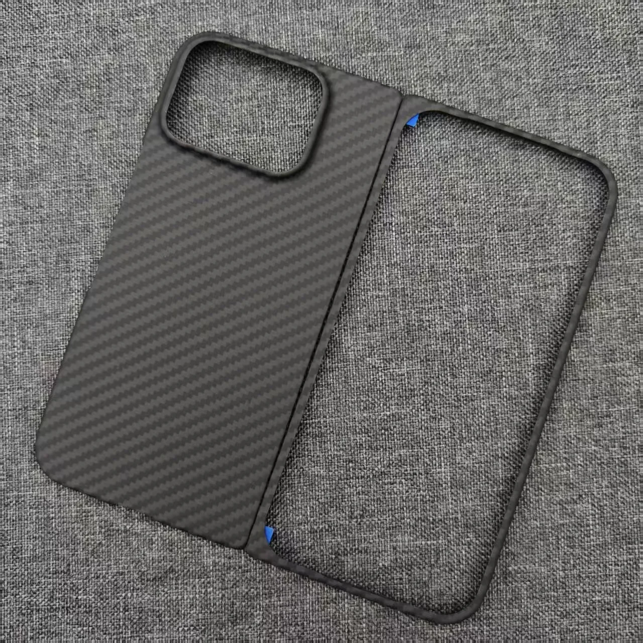 Suitable for Google Pixel 9 Pro Fold phone case 2-in-1 Kevlar aramid fiber magnetic suction thin stripe style