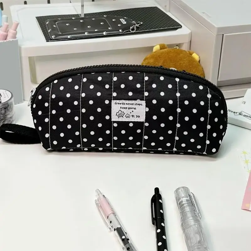 INS Polka Dot Print Shell Shape Pencil Case 1/2Pcs Large Capacity Multi-Layer Divided Pencil Pouch Portable Pen Bag for Women An