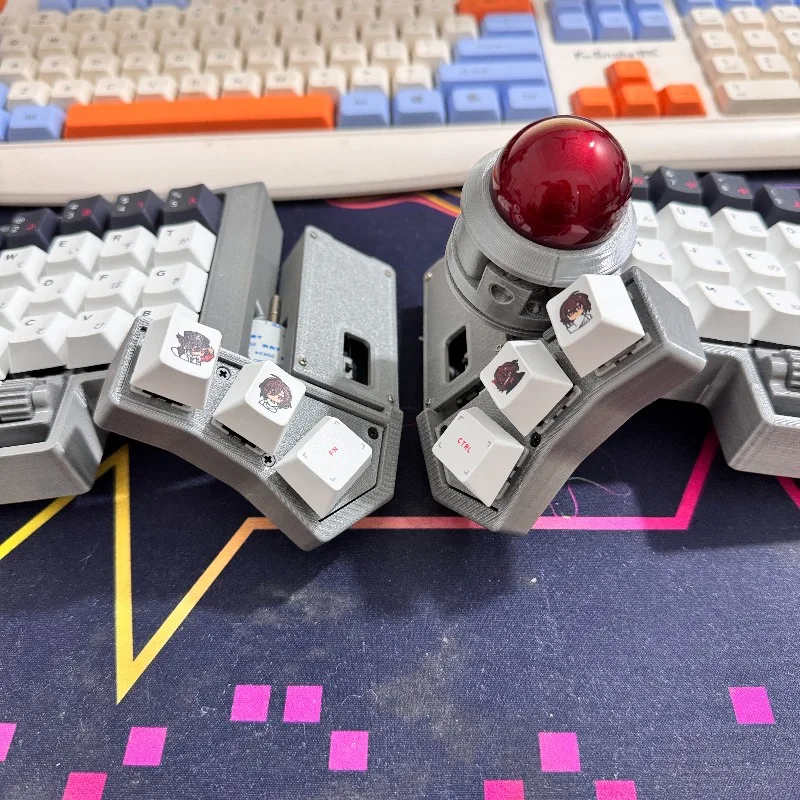 CCK-BALL Trackball Split Keyboard Kit Customized ZMK Ergonomic Hot Swappable Dual-mode Wireless Keyboard with Charging Cable