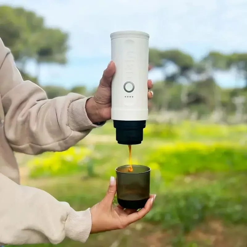Portable Mini Espresso Coffee Maker Handheld Outdoor Camping Car Home Use Compact Italian Concentrated Coffee Brewing - view 2