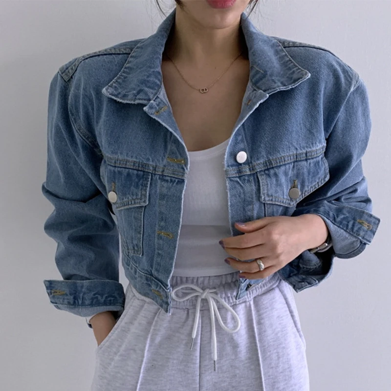 

Ретро-шик: свободная джинсовая куртка с длинными рукавами, металлическими пуговицами, воротником и двумя карманами, женская модная осенняя верхняя одежда