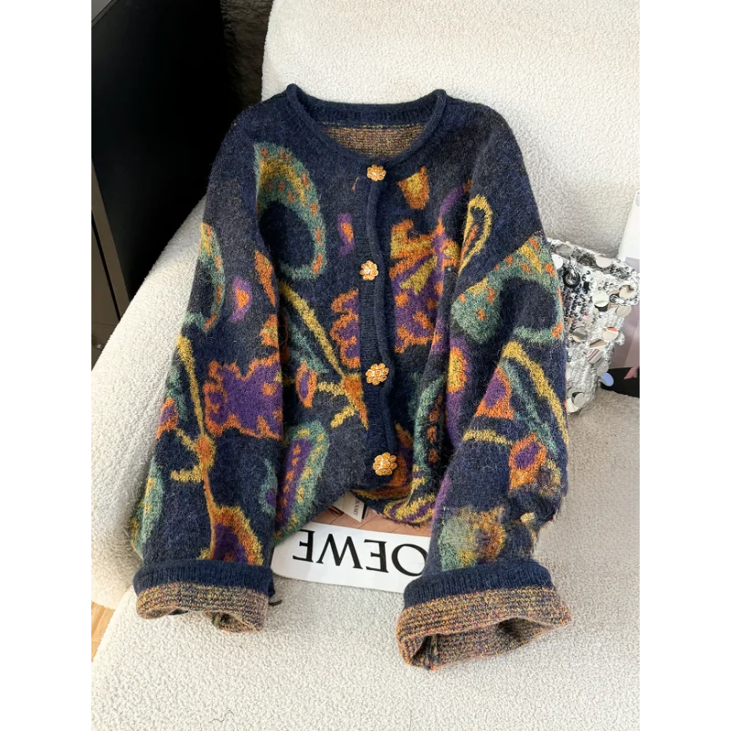 

New Sweater Cardigan for Women Winter Thickened Metal le Retro Fashionable Embroidery Soft Glutinous Lazy Knitted Jacket