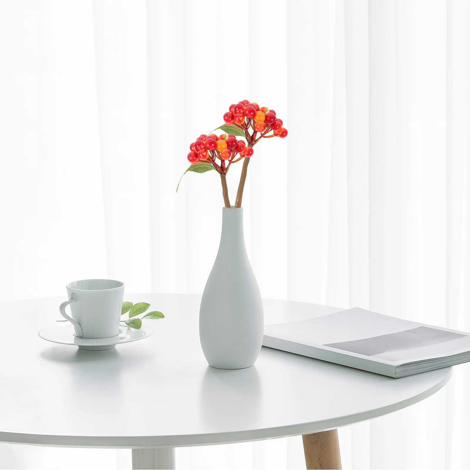 

5Pcs Fake Berry Stems Lifelike PVC Berry Branches for Xmas Tree Wreath Centerpiece Home Office Decoration Plants