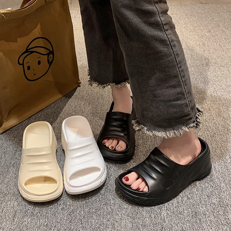 

2024 new women Flip flops summer outdoor slippers wedge High-heeled shoes 7cm thick bottom beach slide ladies eva fashion sandal