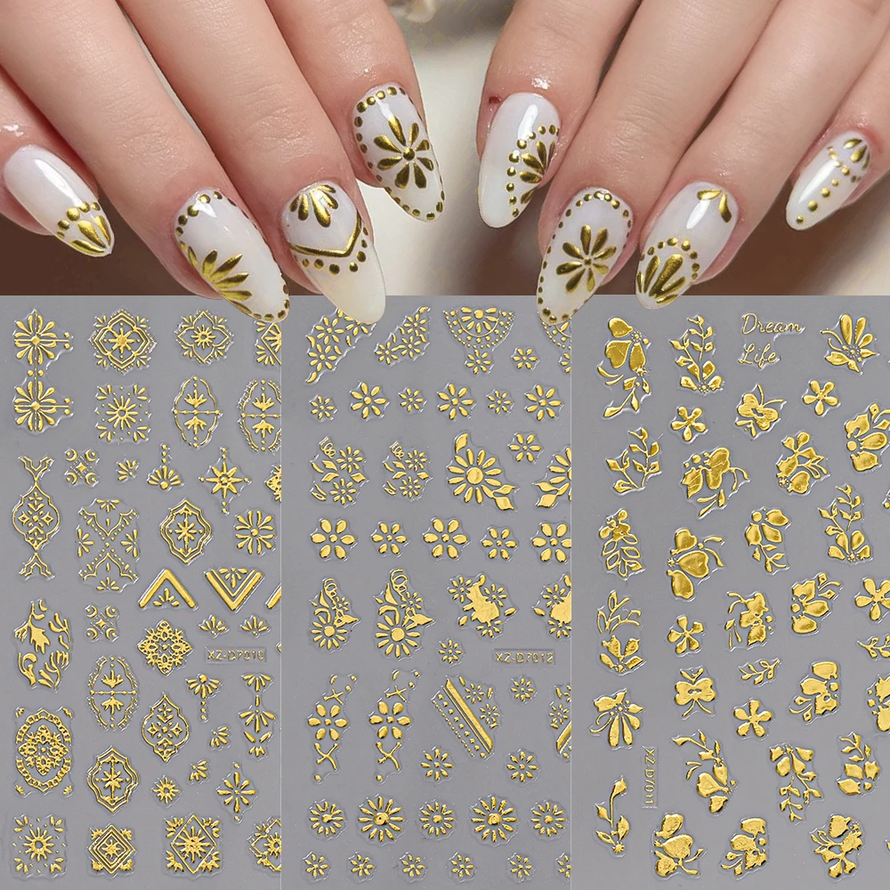 Adesivo per nail art bohémien con fiore dorato 3D Fiore abbronzante Stella floreale Bowknot Amore Decalcomanie per nail art Y2k Cursore per unghie autoadesivo