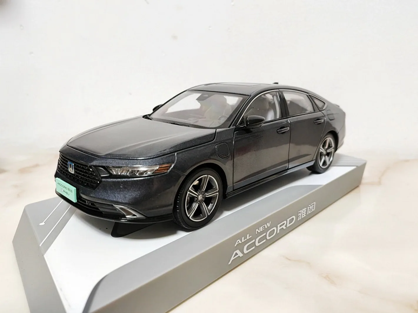 1/18 Scale Accord 2023 11th Generation Grey Diecast Car Model