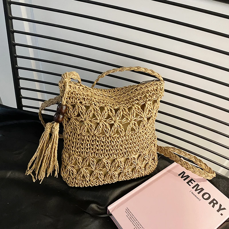 Frauen Strand gewebte Stroh Umhängetaschen mit Quaste böhmischen Umhängetasche Dame Sommer Strand Reise Mini Geldbörsen Makramee Clutch Tasche