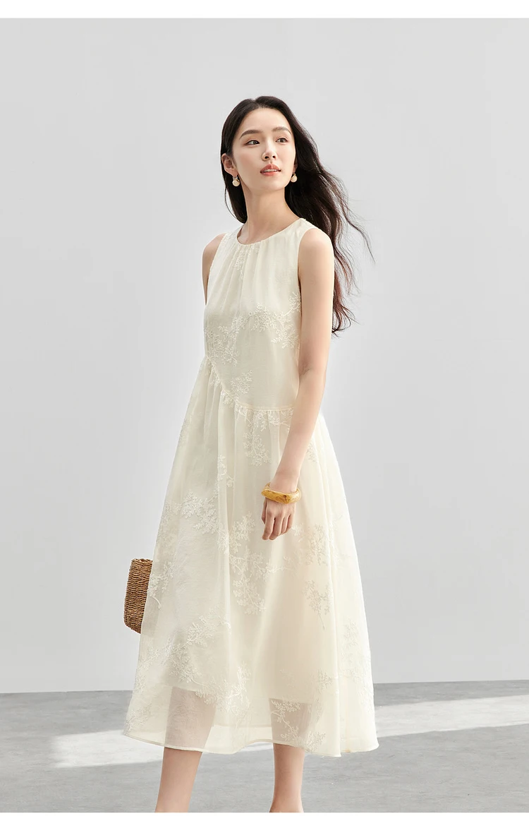 SENTUBILA Damen Sommerkleid 2026 Elegantes Damen-Sommerkleid mit Stickerei Ärmellos Urlaubskleid Langes Kleid für Frauen 151L58207 – Detail 4