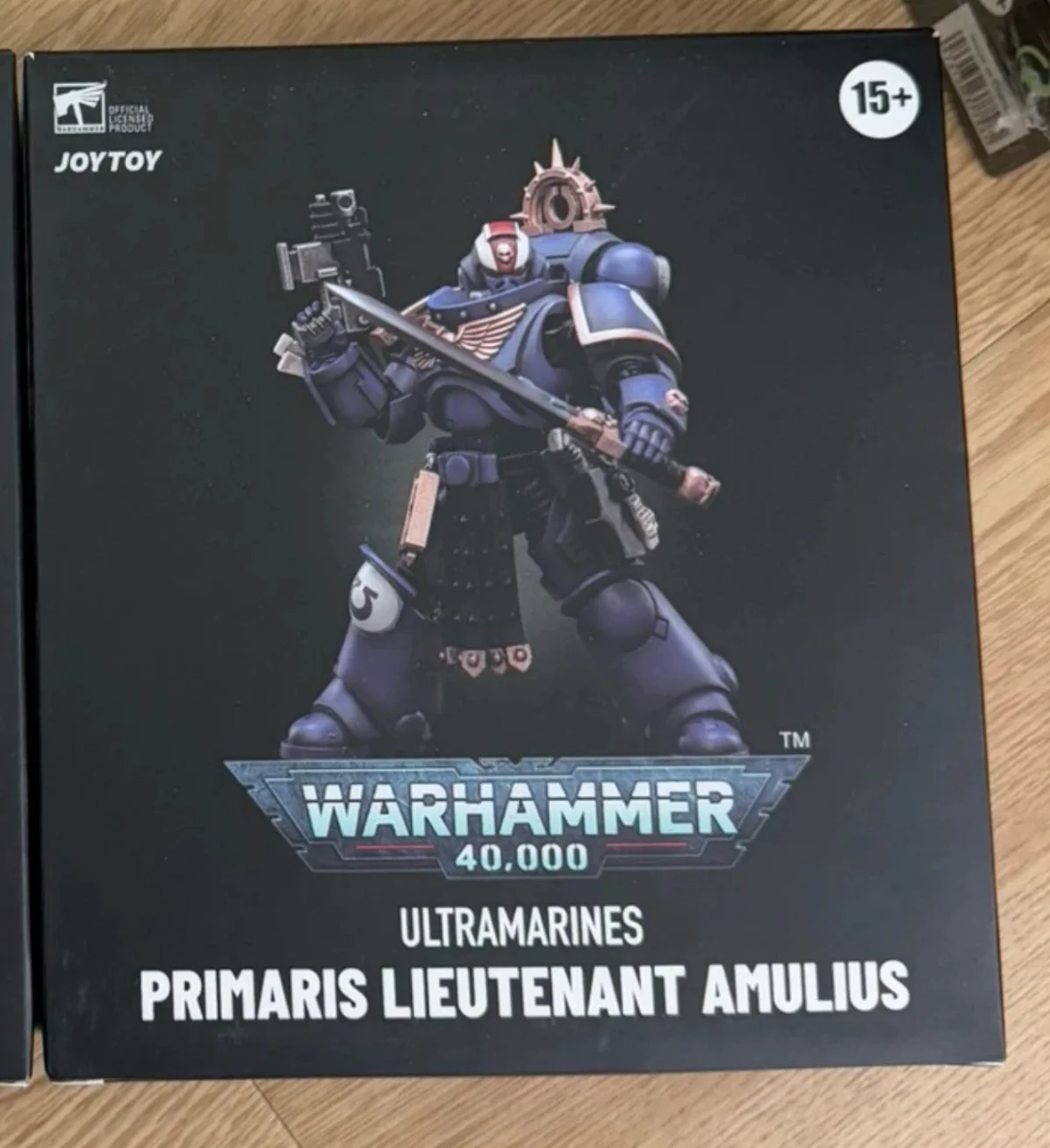 【JOYTOY】Warhammer 40K Ultramarines Primaris lieutenant Amulius 1/18 figurine jouets