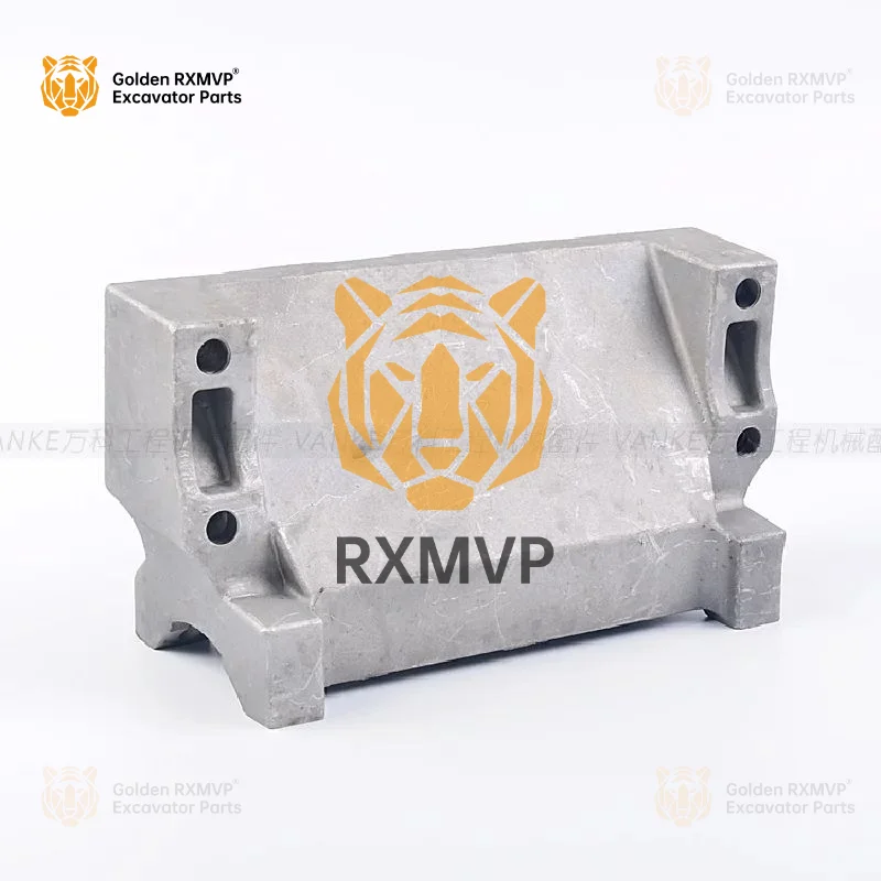 For Komatsu pc 6d125 diesel pump base bracket bulldozer high-pressure oil pump base bracket excavator accessories