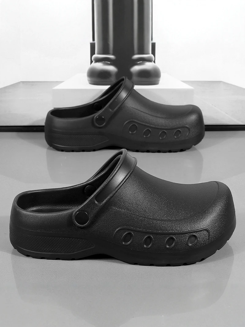Men's Lightweight Slip-On Shoes Breathable Anti-Slip Oil-Resistant Kitchen Work Shoes Beachwear Hole-Shaped Slippers