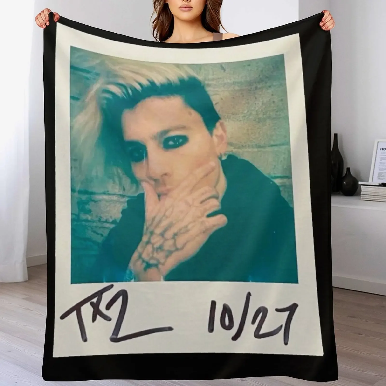 TX2 Throw Blanket Cozy Napping Blanket Gift for Mom Dad