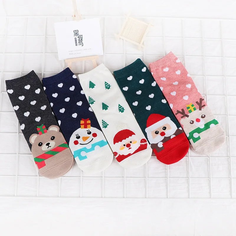 5 Pairs Autumn Winter New Christmas Cartoon Socks Women Japanese Sweet Lovely Female Socks Animal Snowman Bear Cotton Socks