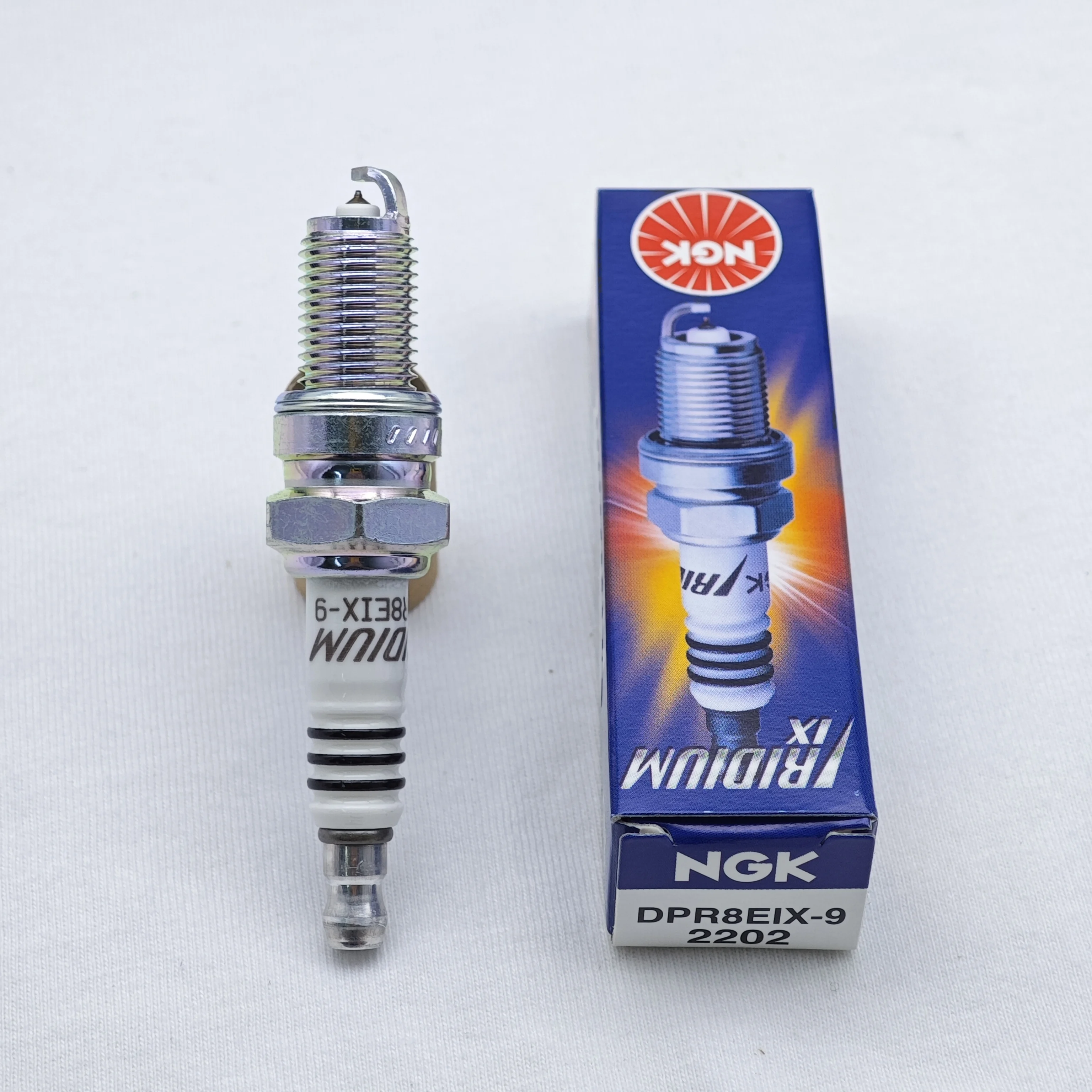 1pcs Original Motorcycle NGK Iridium Spark Plug DPR8EIX-9 2202 Upgrade DPR8Z DPR8EA-9