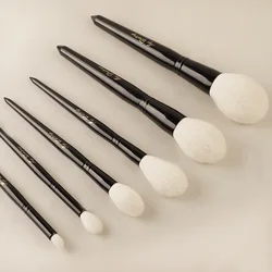 The Makeup Brushes Set Luxury Natural Long-Tip Goat Hair Black Cosmetic Kit Tools for Face Eye Powder Blush Highlight Shadow