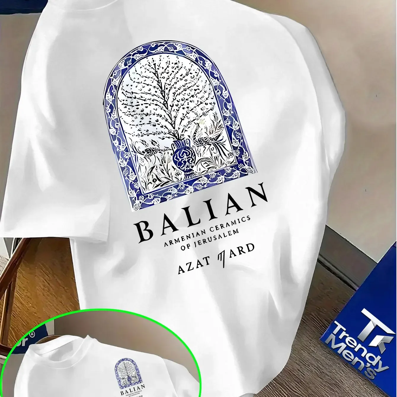 Camiseta Masculina Estampada com Padrão de Árvore em Cerâmica Bali - Estilo Balasai - Camiseta de Algodão Puro de Alta Qualidade com Manga Curta