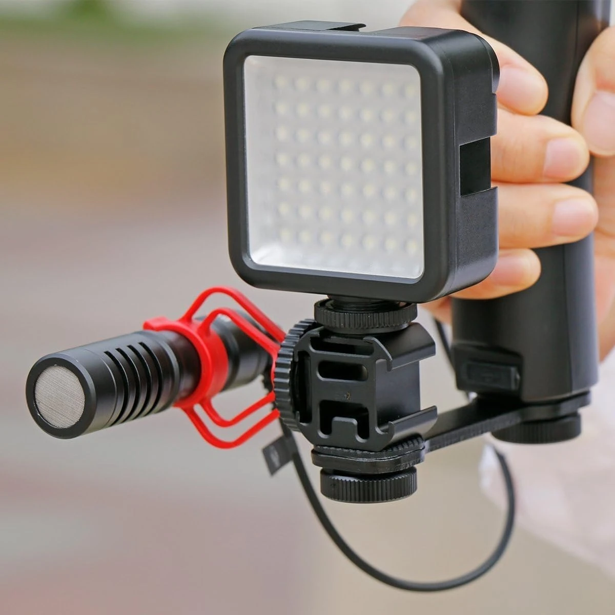 PT-3 Triple Cold Shoe Mounts Plate Microphone Led Video Light Extension Bracket Microphone Stand Rig Compatible