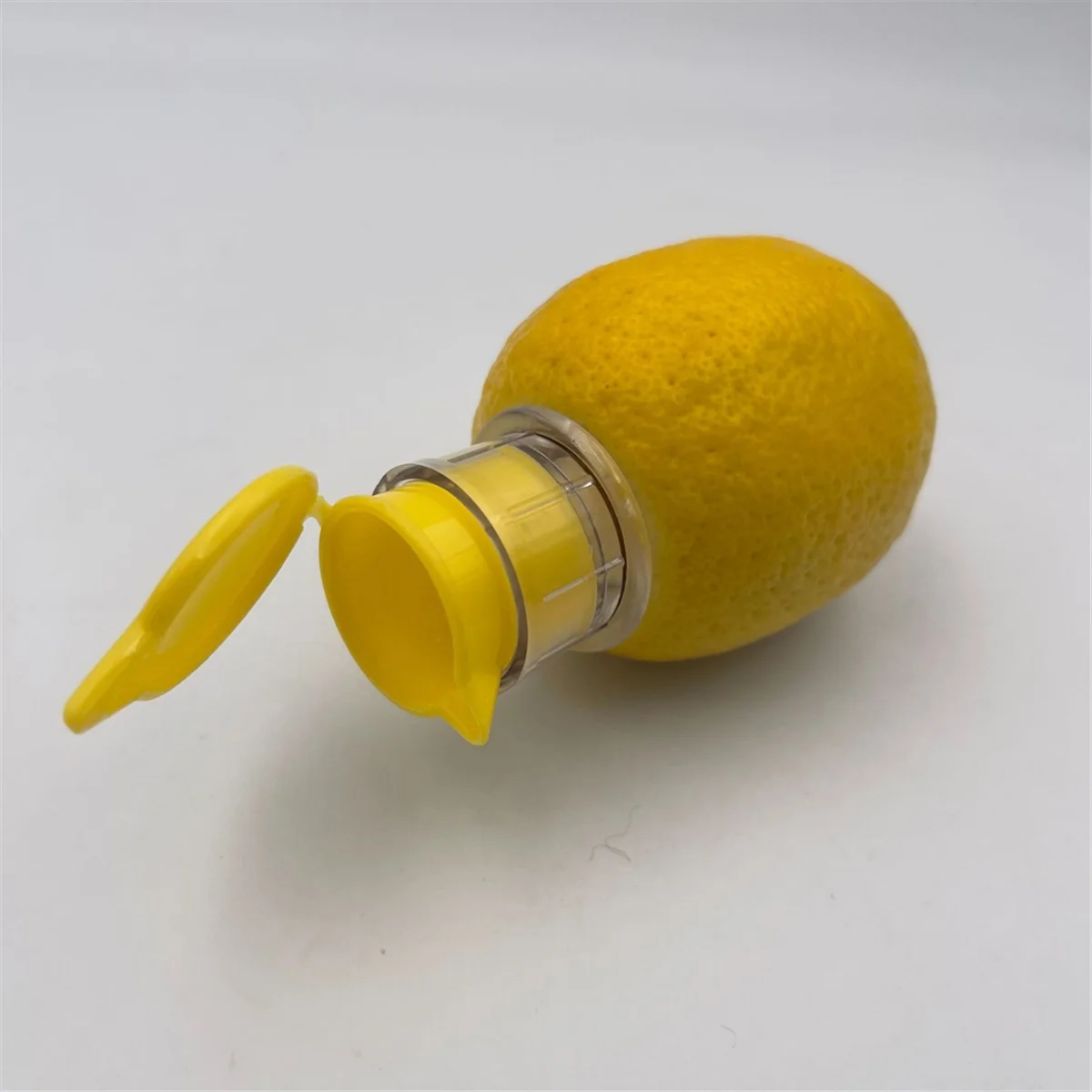 HOT 3PCS Mini Manual Lemon Squeezer, Portable Lemon Juicer, Multifunctional Fruit Juicer for Your Kitchen