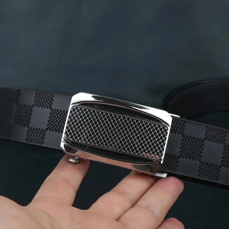 boucle-a-carreaux-faite-a-la-main-avec-motif-a-carreaux-pour-ceinture-en-cuir-de-vache-veritable-pour-homme-importee-d'italie-fabriquee-en-cuir-de-vache-de-premiere-qualite