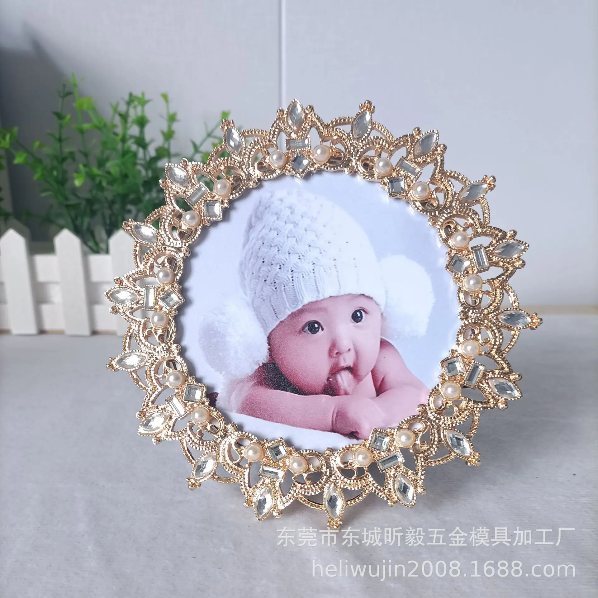 

Модная круглая 4-дюймовая золотая металлическая фоторамка, держатель для фотокарт с, для украшения домашней столешницы