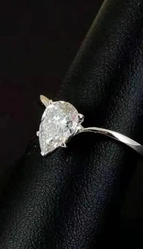 

Holycome Moissanite Jewelry 14K Solitaire White Gold 7x11.5 Crushed Ice Hybrid Pear Cut Ring D VVS1 Single Claw Prongs US4-US7