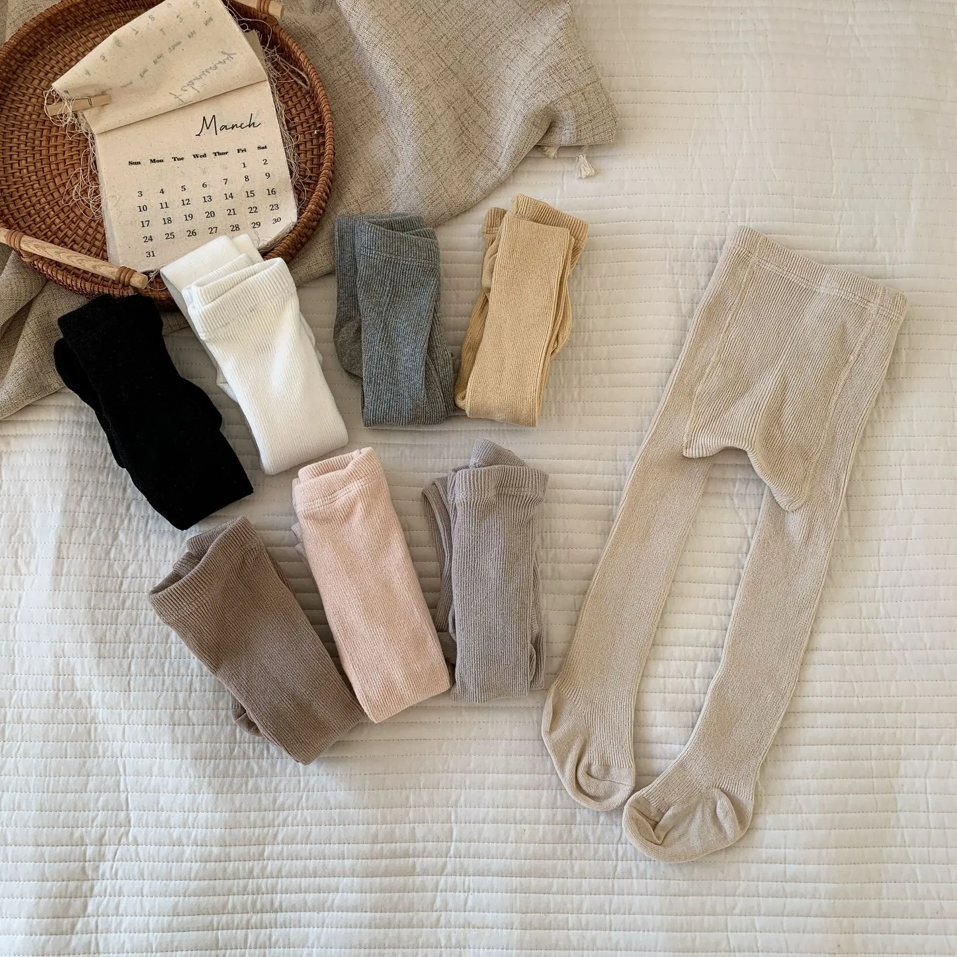 Girls Pantyhose 2025 Spring New Children's Spring Clothing Leggings Medium and Small Children's Baby Girl Pantyhose