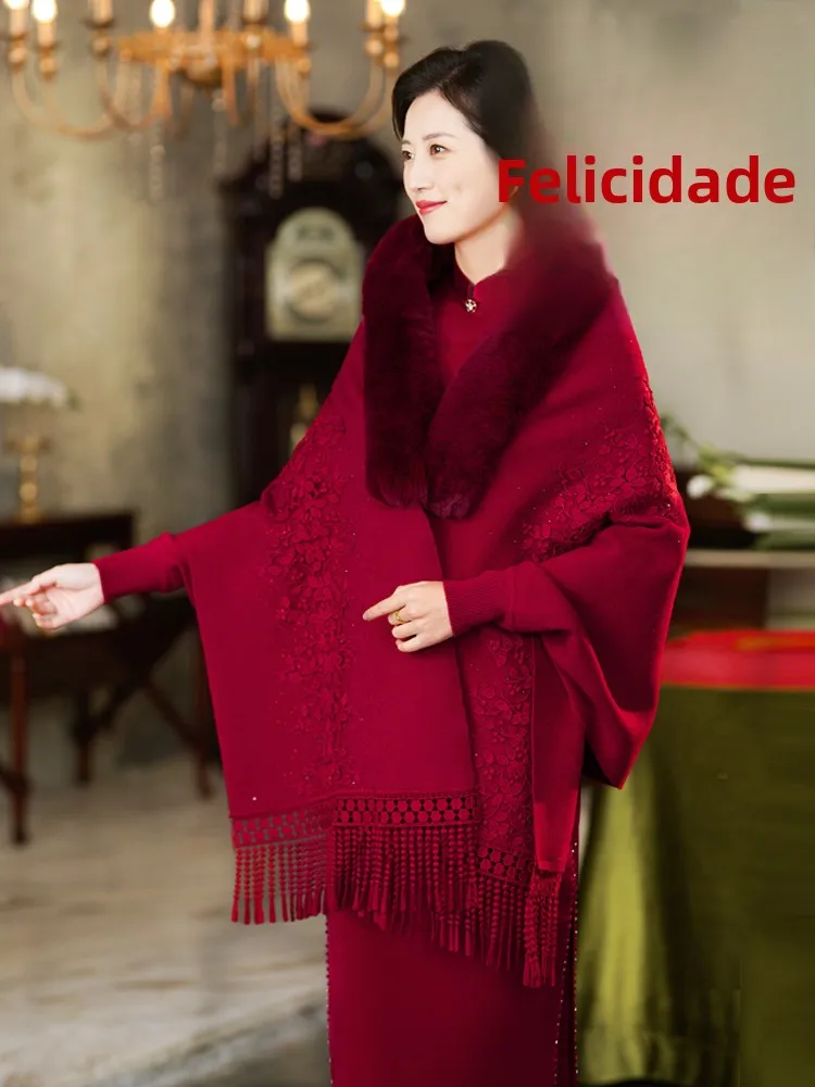 manteau-d'hiver-haut-de-gamme-rouge-avec-col-en-fourrure-pour-la-mere-de-la-mariee-ideal-pour-les-banquets-de-mariage